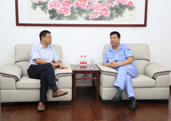 洛陽(yáng)國(guó)宏投資集團(tuán)總經(jīng)理郭義民等到萬基控股交流訪談
